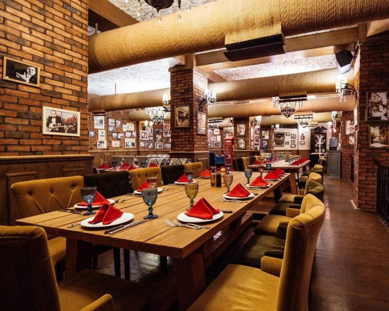 Restaurant Seating