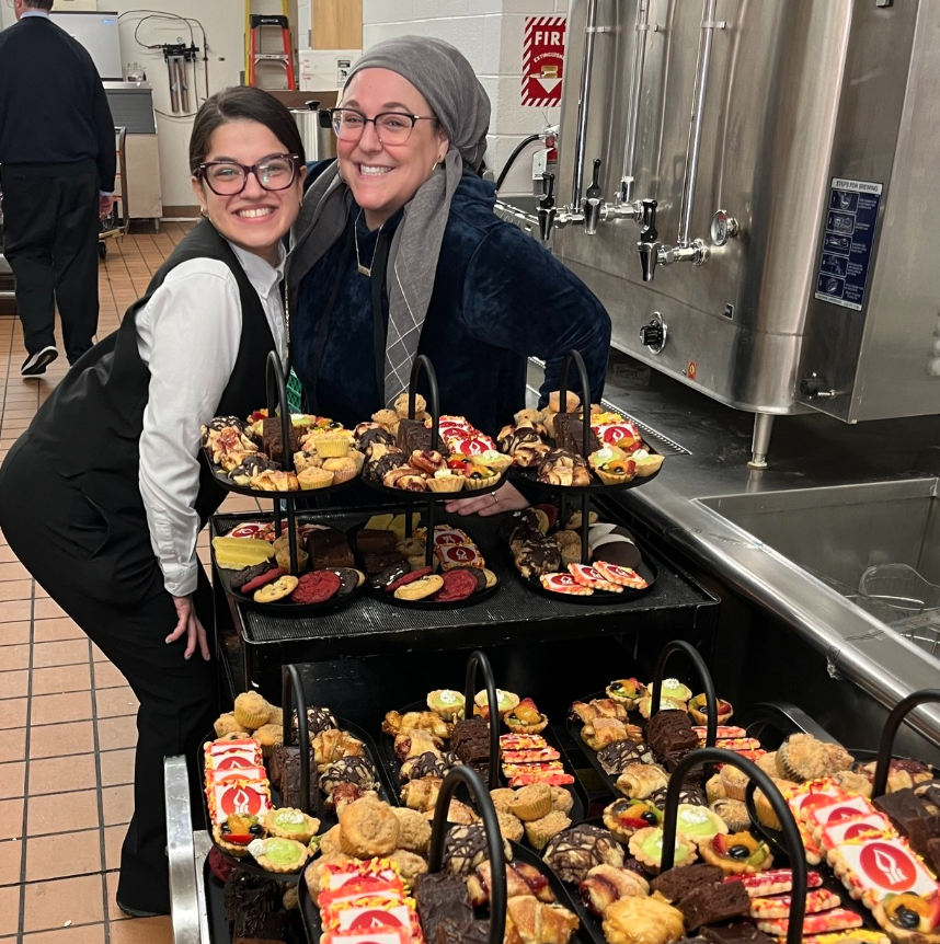 Deluxe Catering - Deluxe Catering -